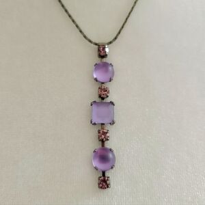 Cabochon Amethyst Stones Vertical Pendant Necklace Lavender Gun Metal Chain +Box